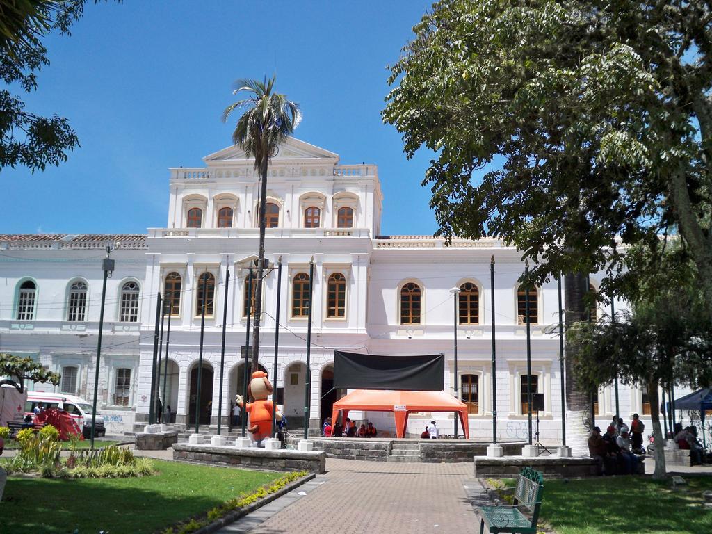 Las Garzas Alojamiento Hotel อิบาร์รา ภายนอก รูปภาพ